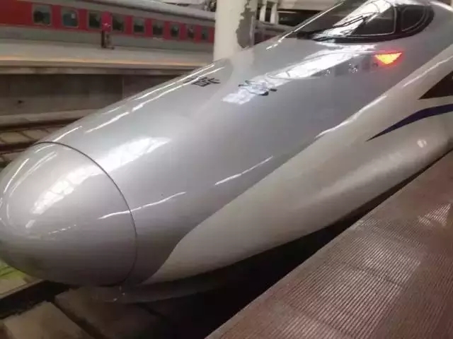 碳纖維車(chē)頭罩 碳纖維車(chē)頭罩